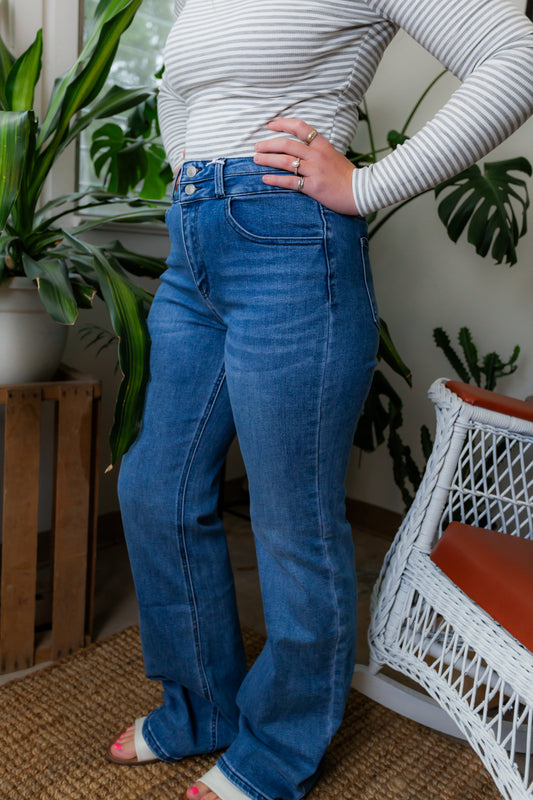 Medium Flare Jeans